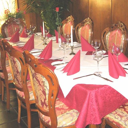 Hotel Zum Lamm Gundelsheim  Екстериор снимка